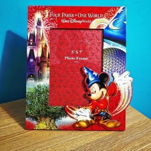 Disney Walt Disney World Park Themed Photo Frame 5X7